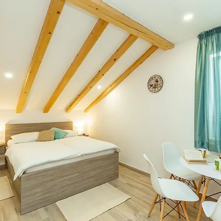 Sweet Escape ドゥブロブニク